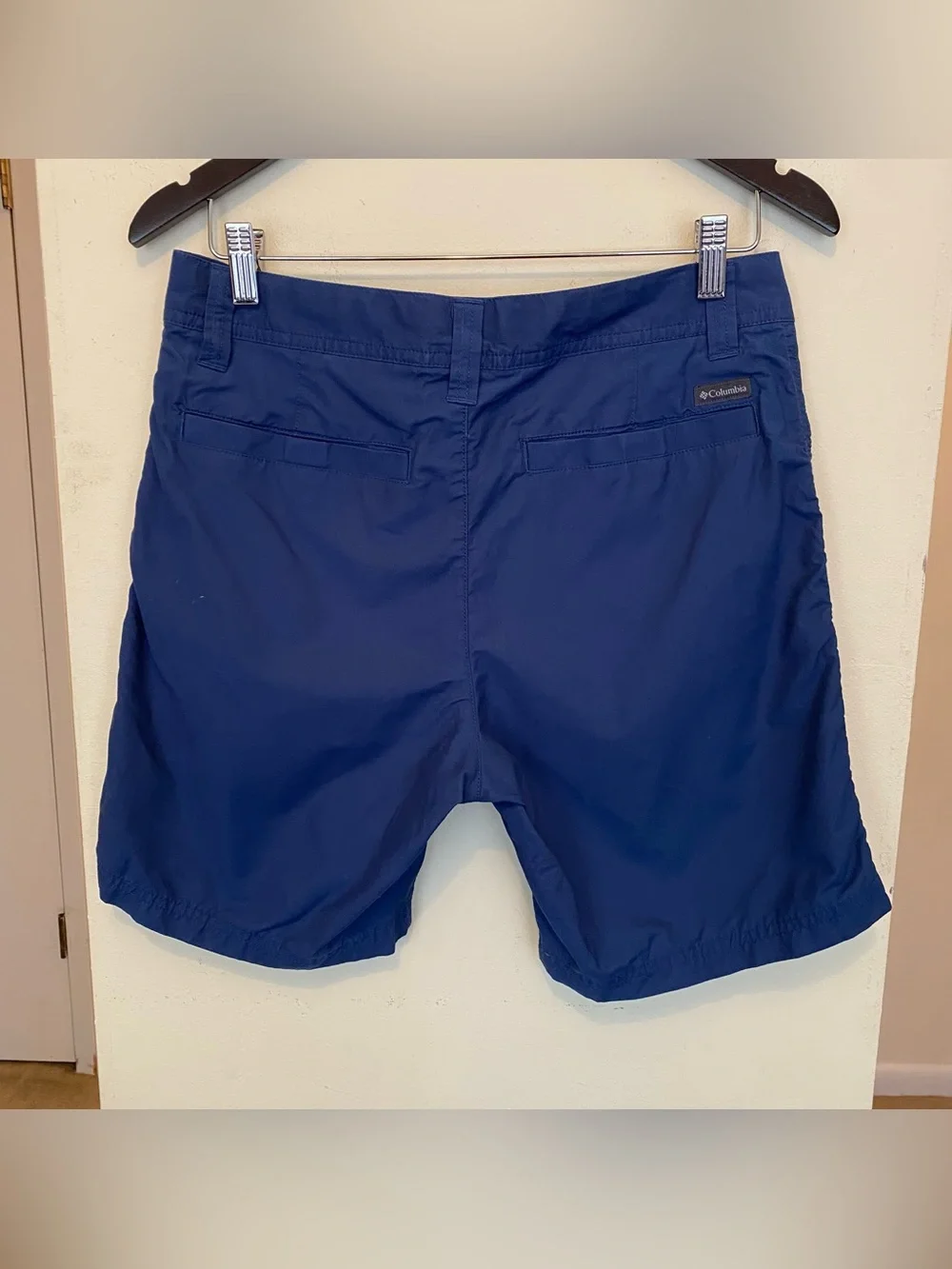 Columbia Mens 30 W 8L Chino Shorts Blue Casual Outdoor Pockets Golf 8” Inseam
